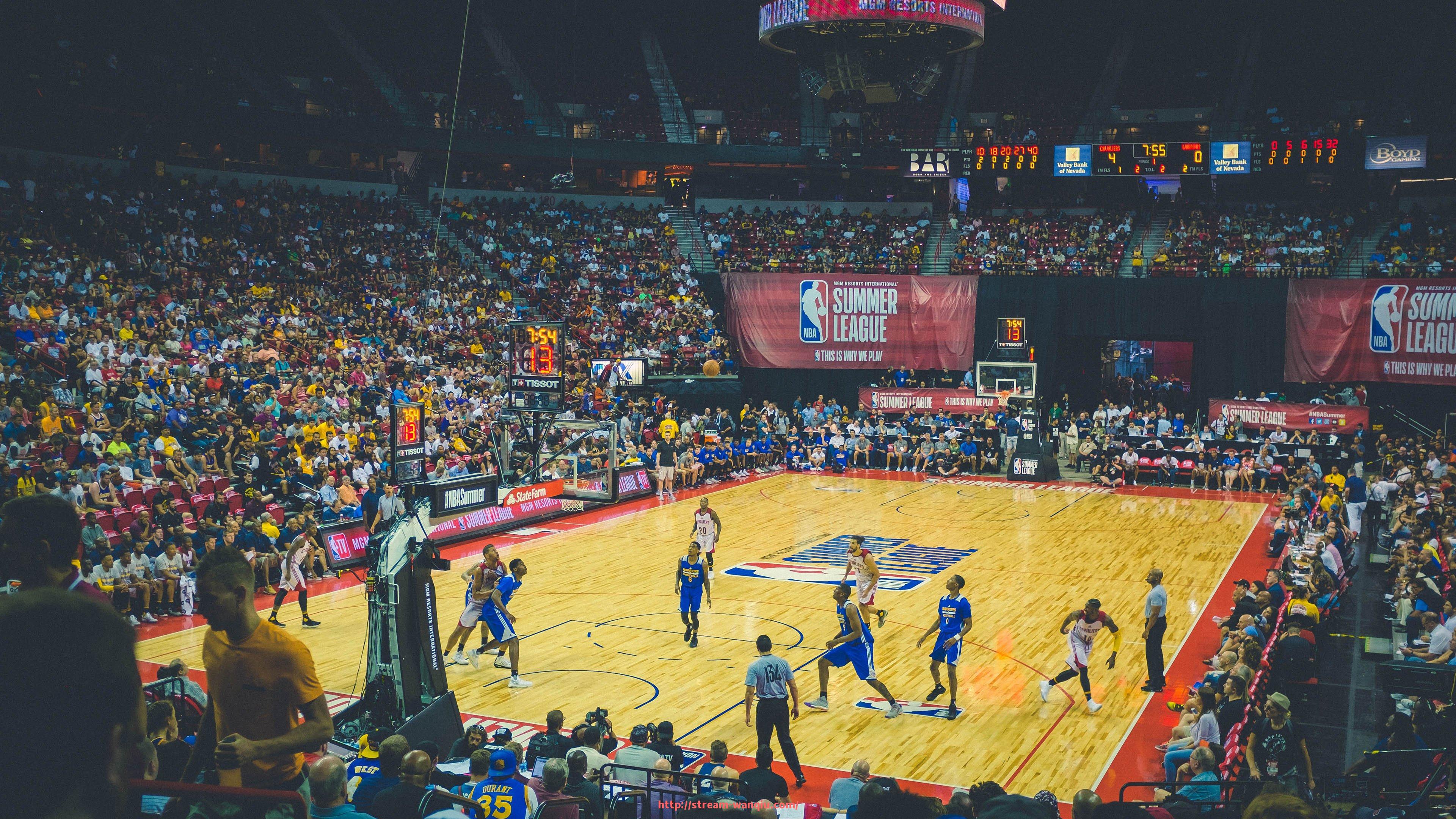 玩球直播-皇家马德里战术盘点:世俱杯期间战术体系及应变策略解读 玩球直播-皇家马德里战术盘点:世俱杯期间战术体系及应变策略解读